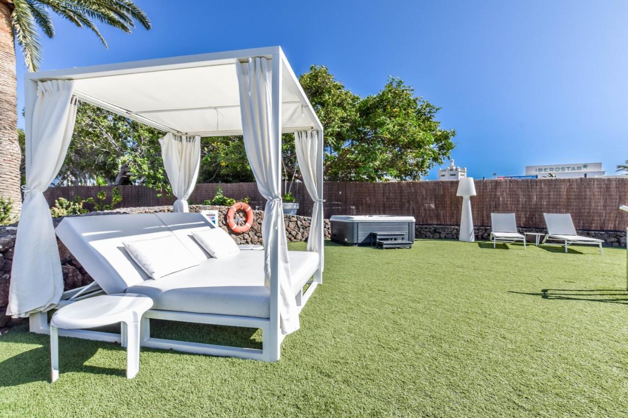 Villas New Lanzasuites Playa Blanca  Exterior foto